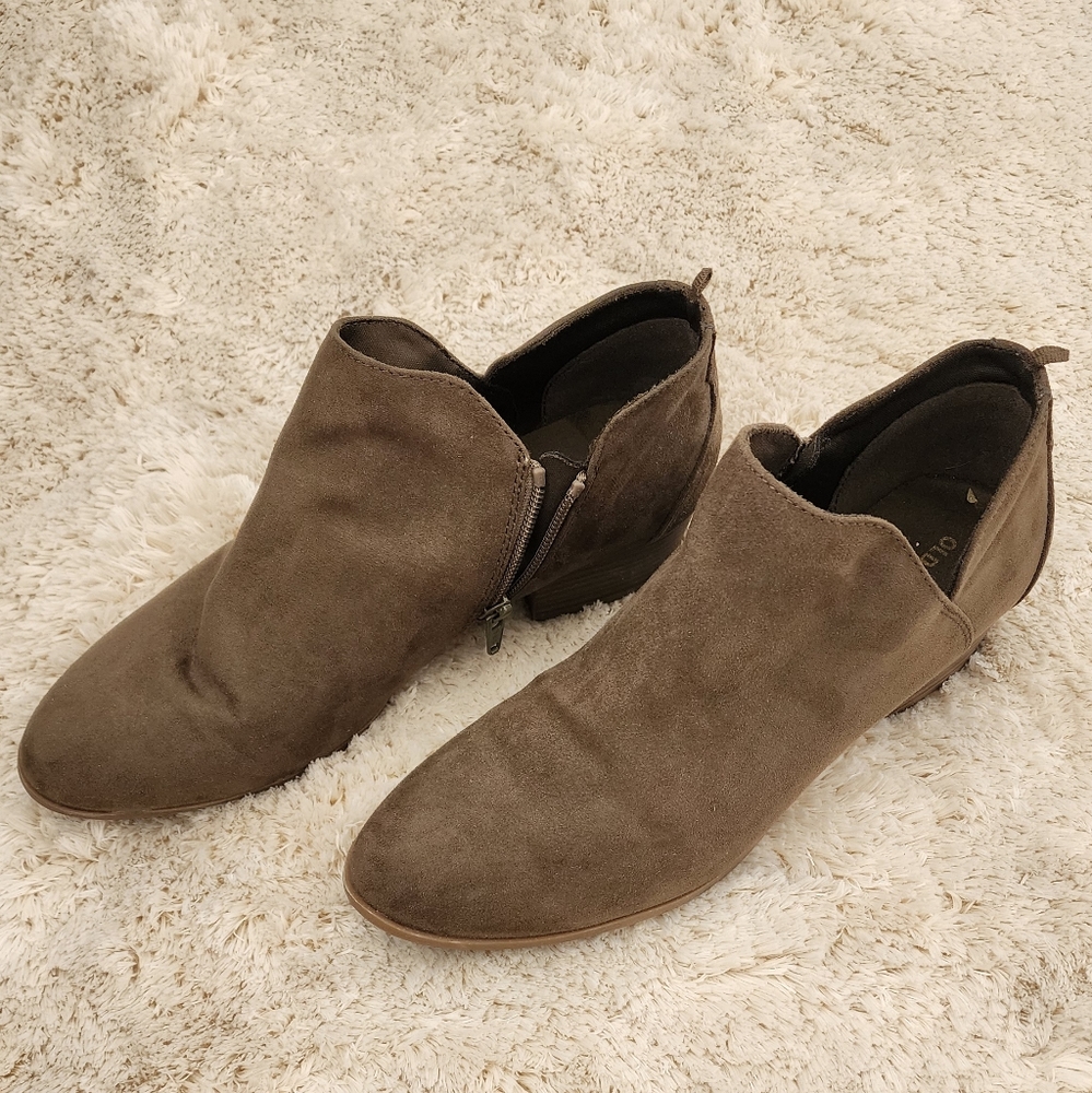 Old Navy booties